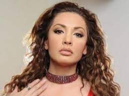 It was recently announced that the actress tested positive for covid and after weeks of suffering symptoms now has been hospitalized in an emergency. Mvhk V3zzhrpzm
