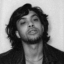 VaughnBornFamous™® (@vaughnbornfamous) • Instagram photos and videos