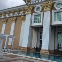This hotel is 2.3 mi (3.8 km) from mahkota parade shopping mall and 2.4 mi (3.8 km) from dataran pahlawan melaka megamall. Swimming Pool Avillion Legacy Melaka