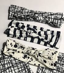 Hier Laat Ik Zien Hoe Je Zelf Een Baby Haarband Kan Maken Diy Naaien Diy Haarbanden Naaiprojecten Voor Kinderen