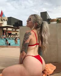 hope you dont mind me posting this here? ðŸ˜Œ Ass - 1050x1386