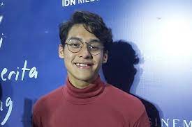 Aug 23, 2019 · • terjemahan bahasa indonesia lirik lagu serendipity yang dinyanyikan jimin bts • terjemahan bahasa indonesia lirik lagu crying over you honne feat rm bts & beka. Lirik Lagu Ardhito Pramono Bitterlove Beserta Terjemahan Atau Artinya Semua Halaman Nova