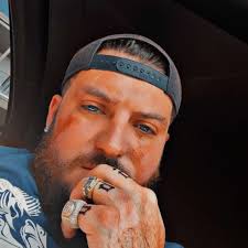 Who can fix my central air unit in Huntington, Indiana?