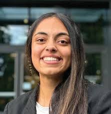 Tia Tran's Instagram, Twitter & Facebook