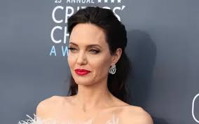 Sa te invaluiasca fericirea si norocul, nu doar astazi, ci intotdeauna! De Ce Nu Are Angelina Jolie Iubit La 5 Ani De La DivorÈ›ul De Brad Pitt Probabil Am O ListÄƒ Foarte LungÄƒ Dar Galerie Foto Stiri Vedete Si Evenimente Viva Ro