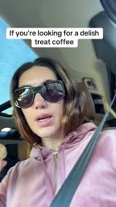 Stylish Veronica Beard Tops for Women by Anna Nicola