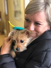 Criticism of a woman's appearance in a hip hop community