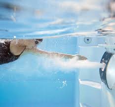 Hotelul central este situat pe soseaua e81/dn 7, in orasul calimanesti. Ruweplus Home Facebook