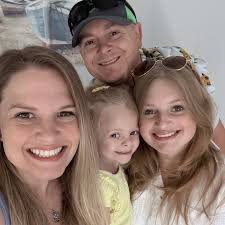 This softball player got angry during a game! 😬