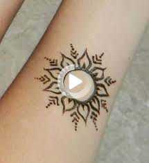 23 Ideas For Tattoo Simple Shoulder Henna Designs In 2020 Henna Tattoo Designs Simple Small Henna Tattoos Simple Tattoos