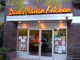 Dave S Italian Kitchen Apparently A Longtime Favorite Of Locals Italian Food Family Style I Like The Lasagna Con Evanston Evanston Illinois Italian Kitchen