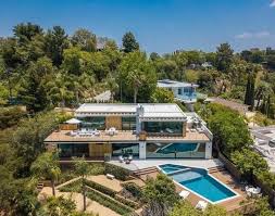 Vermögen und gehalt bei alfa romeo. 5 Fabulous Homes Of Your Favorite Formula 1 Drivers