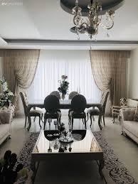 Wohnzimmer Mittlerer Couchtisch Teppich Tullvorhang Zweireiher Vorhang Abgehangte Dec Home Decor Dining Room Design Home