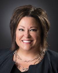 Mary Dooney's Instagram, Twitter & Facebook