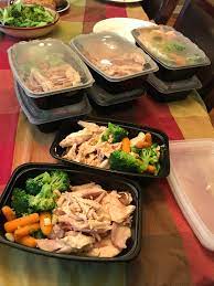 This is the easiest, quickest meal you could ever make. Cut Up 3 Costco Rotisserie Chickens And Sauteed Some Veggies For 8 Easy Meals Took About 20 Minutes Total For Prep And Package Mealprepsunday