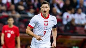 Lewandowski's Poland Exit: 'Betrayed' Striker Refuses to Play Under Current Coach - Imagen principal del artículo