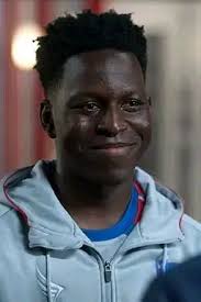 There are a lot of shows about girls with "daddy issues" ... how a girl's  relationship with her dad can inpact who she becomes and her relationships.  It is nice, for once,