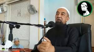 Ceramahnya amat bersahaja, diselit dengan jawapan lucu tetapi tepat, padat dan mengena serta pekat berbahasa terengganu. Bila Keluar Dajjal Ustaz Azhar Idrus Official Youtube