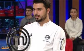 Masterchef türkiye 2020 sezonu final gecesinde 144 puan alan serhat masterchef 2020 şampiyonluğuna adını kupayı kaldıran serhat, barbaros ile beraber şampiyon olduklarını söyledi. Cutyhgejc5ilam