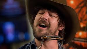 River Dan may not 'jabber,' but dang he can sing