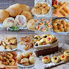 La gamma di ricette di antipasti è davvero infinita infatti possiamo optare per piatti caldi o freddi, fritturine, bruschette e tartine e ancora rustici. Stuzzichini Per Aperitivo Raccolta Ricetta Facili Senza Lievitazione