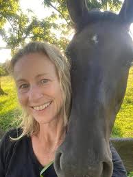 Hooves Hounds Hairballs