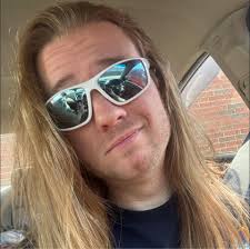 Where to find bulk taco trays in Cincinnati?