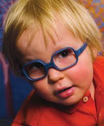 For children born with a cataract in one eye, which treatment works best?