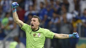 El arquero multicampeón con los verdolagas, pasó a saludar, previo al partido contra huracán. Franco Armani Y Su Deseo De Retirarse Con Otra Camiseta Radio De Viaje