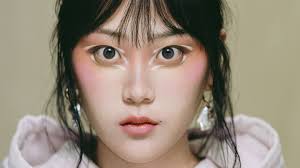 Take Your Beauty Boundaries Down & Your Avant-Garde Up