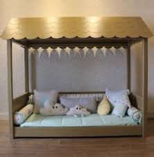 Camas Infantil Com Proteção Lateral E Colchão Cama Casinha Montessoriana Com Telhado E Protecao Lateral Cama Casa Casinha Montessoriana Camas Legais
