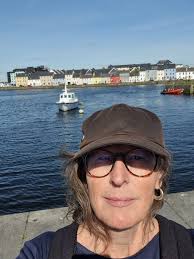 I think he likes me 🥰😃🥰😃🥰😃🥰😃