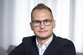 Újabb tragikus hír érkezett: mindössze 27 évesen elhunyt a magyar  televíziós tehetség, Babik Barbara