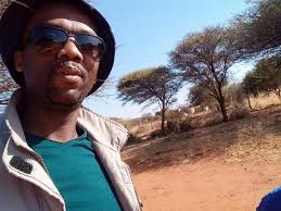 A women over 30, no kids, no drama? Yeah right