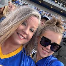 SDSU Jackrabbit fans cheer