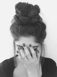 Thick Braided Bun S Izobrazheniyami Pozy Dlya Devchachej Fotografii Idei Dlya Volos Volosy Iskusstvo
