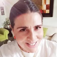 Mientras Ángela Aguilar presume su nuevo look, diseñador le exige que le  devuelva los vestidos que le prestó: : “No sólo roba maridos” 🤬💥