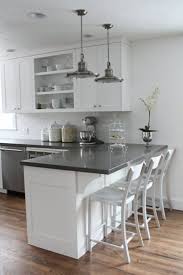 Decouvrir La Beaute De La Petite Cuisine Ouverte Amenagement Petite Cuisine Cuisine Moderne Petite Cuisine Ouverte