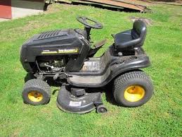 Starter turns the engine until it hits the compression cycle (barely one turn of the engine). Fix And Start A 1988 16hp Craftsman Ii Yard Tractor The 39 Big Cube 39 Youtube Yard Tractors Lawn Mower Repair Yard Machine