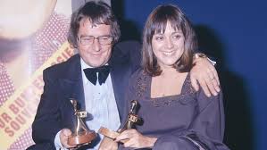 Aug 24, 2020 · ernie, now 81, enjoyed over 55 years in show business, notably on adelaide tonight, the ernie sigley show, wheel of fortune, in melbourne today & radio 3aw. Denise Drysdale On Mentor Ernie Sigley S Fight With Alzheimer S The Mercury