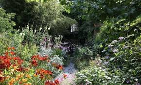 Path Through Dan S Garden Dan S Garden Dan Pearson Studio Dan Pearson Faeries Gardens Gorgeous Gardens