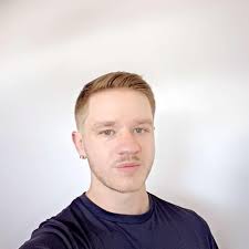 If anyone can bring back 6-cylinder musclebikes, it's Kawasaki 💪