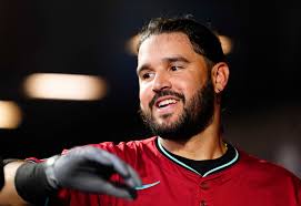 MLB Insider Identifies Surprise Eugenio Suárez Trade Destination