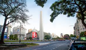 Movilización y protesta en el obelisco en reclamo de un aumento del salario mínimo video: Obelisco De Buenos Aires Monumento Outdooractive Com
