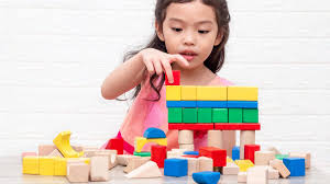 Sebuah seni yang sangat menarik untuk menghias kelas menggunakan seni di tembok karena akan menjadi ciri khas tersendiri. Jenis Permainan Anak Yang Bisa Kembangkan Bakatnya