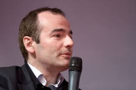 Retrouver toutes les infos sur la vidéo. File Franck Ferrand 20100329 Salon Du Livre De Paris 4 Jpg Wikimedia Commons