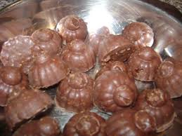 Recettes De Bouchees Crunchies La Tribu De Mimi Recettes De Cuisine Tupperware Chocolat De Paques Maison
