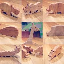 Tolle Holztiere Aus Reststucken Sagen Holztiere Diy Geschenke Holz Holzspielzeug Selber Bauen