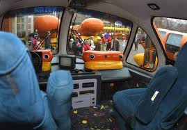 Listed for sale on kijiji in calgary are two wienermobiles, yes, like the oscar mayer wienermobile, for the cool price of $12,000. 10 Frank Facts About The Wienermobile Mental Floss