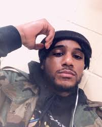 Julian Townsend's Instagram, Twitter & Facebook